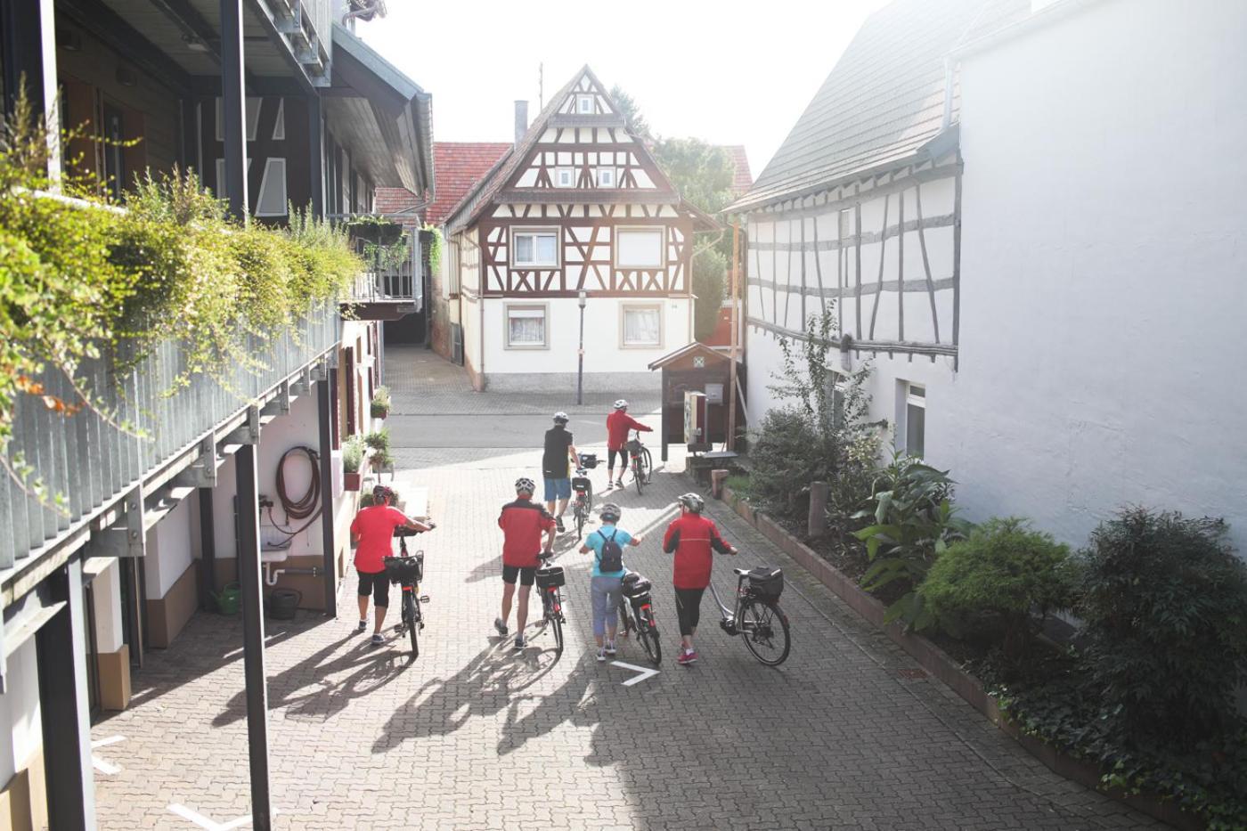 Hotel Duwakschopp Herxheim bei Landau Eksteriør billede